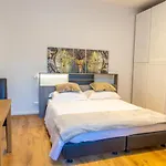 Alexandra\'S House